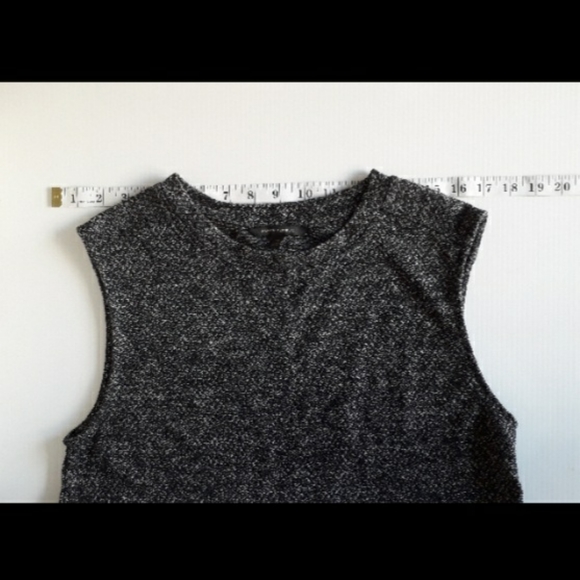 ● Banana Republic | Sweater shirt - Picture 4 of 10